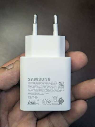  Samsung 45W Official Fast Charger + Type-C Vietnam Cable 