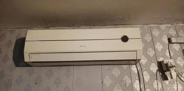 gree ac 1.5 ton geniun condition