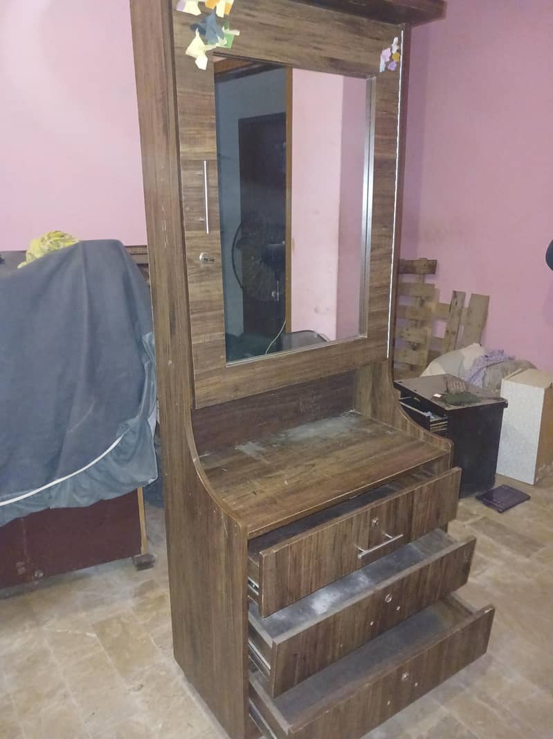 Dressing Table 1
