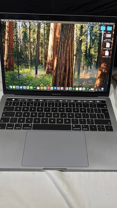 MacBook Pro 2019 - Touchbar - 13 inch - 8gb 256gb