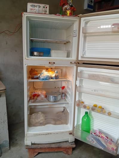 Dawlance refrigerator