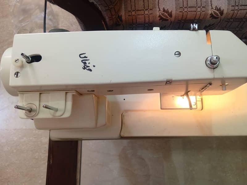 SEWING MACHINE 7