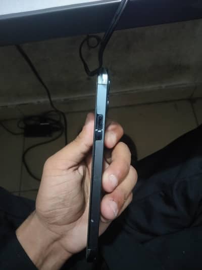 iphone 12pro 128gb water pack 86% health 10/10 condition