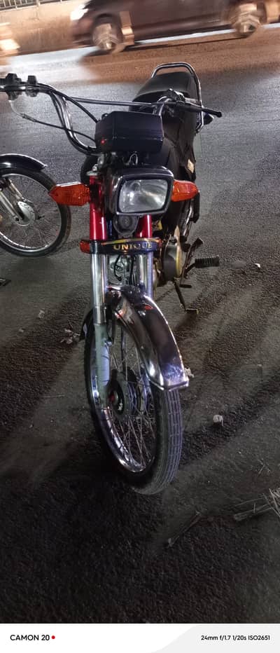 unique red 