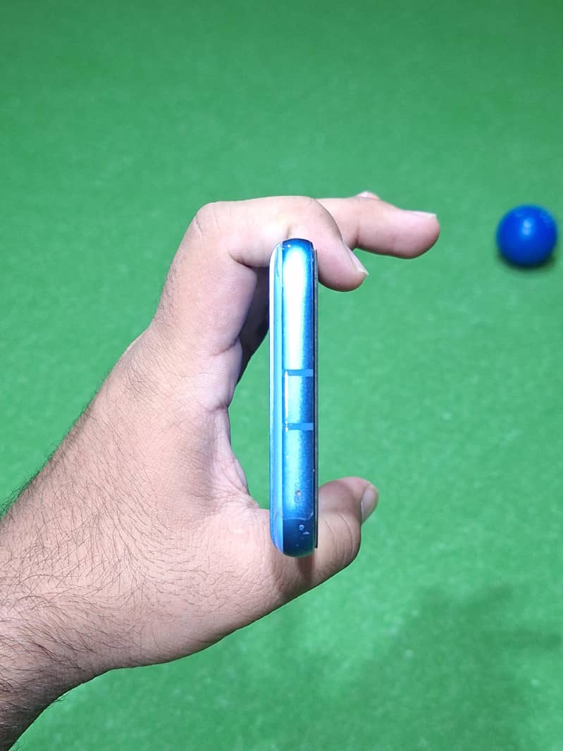 Google Pixel 8a 3
