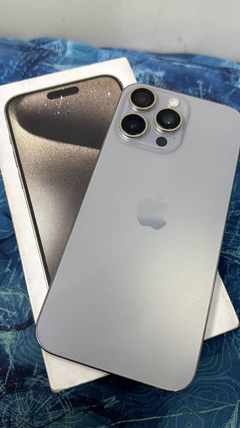 IPHONE 15 PRO MAX 2
