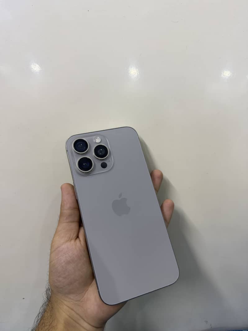 IPHONE 15 PRO MAX 0