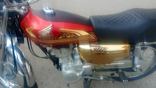 Honda 125 gold edition