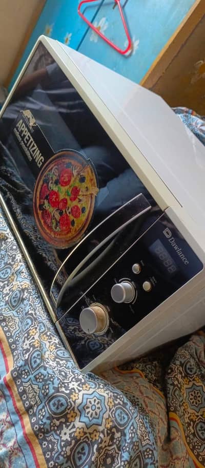 Dawlance Microwave oven , Model DW-MD4N