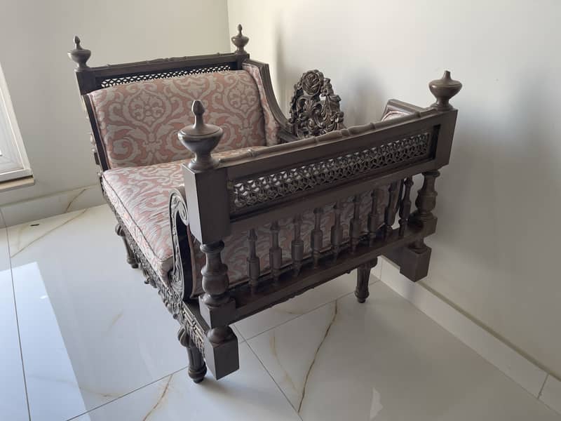 Chinioti sofas for sale 0