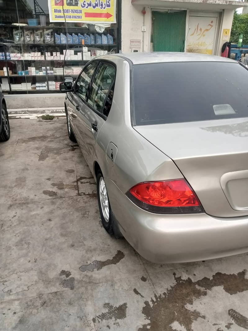 2005 lancer 9