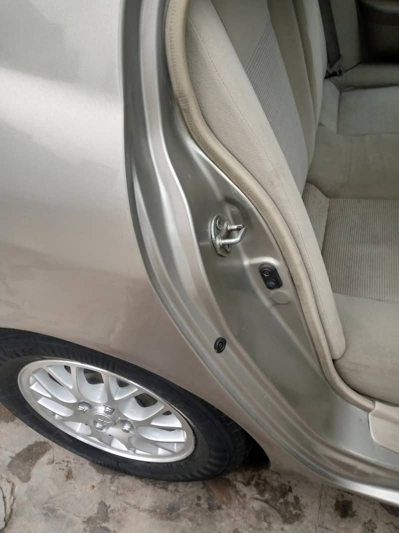 2005 lancer 11