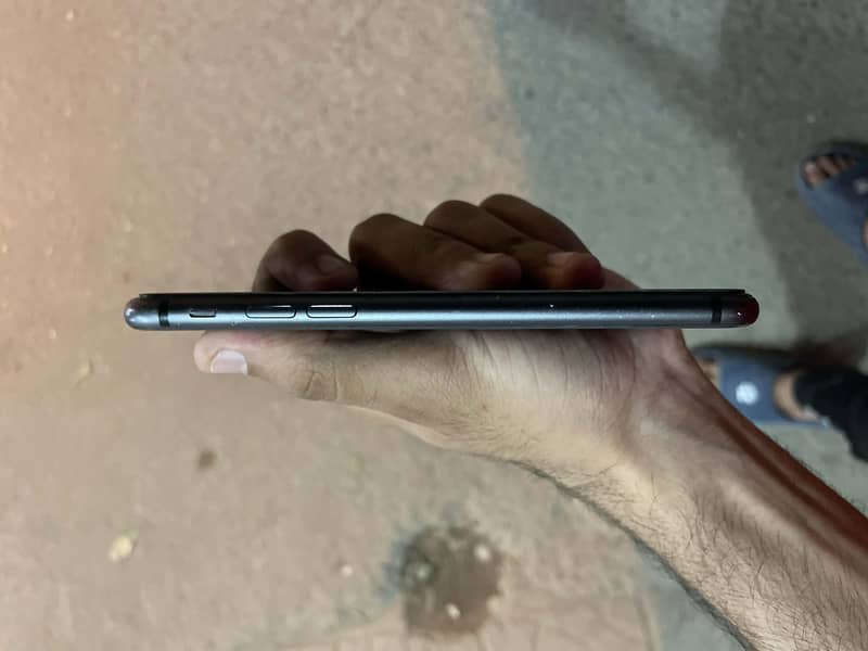 Apple iPhone 8 8