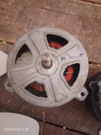 room coller motor just like new