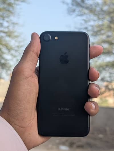Apple iPhone 7