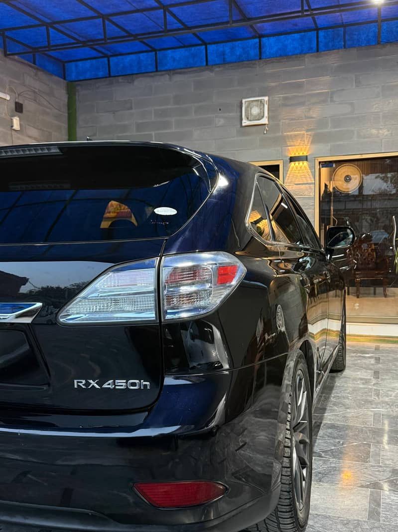 Lexus RX Series 2011 17
