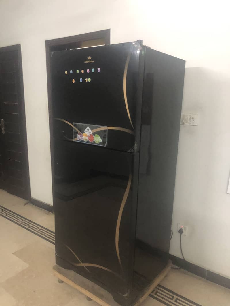 Refrigerator 1