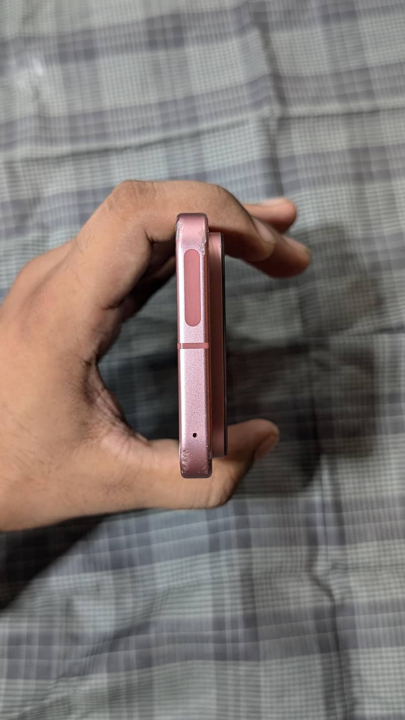 Google Pixel 9 2