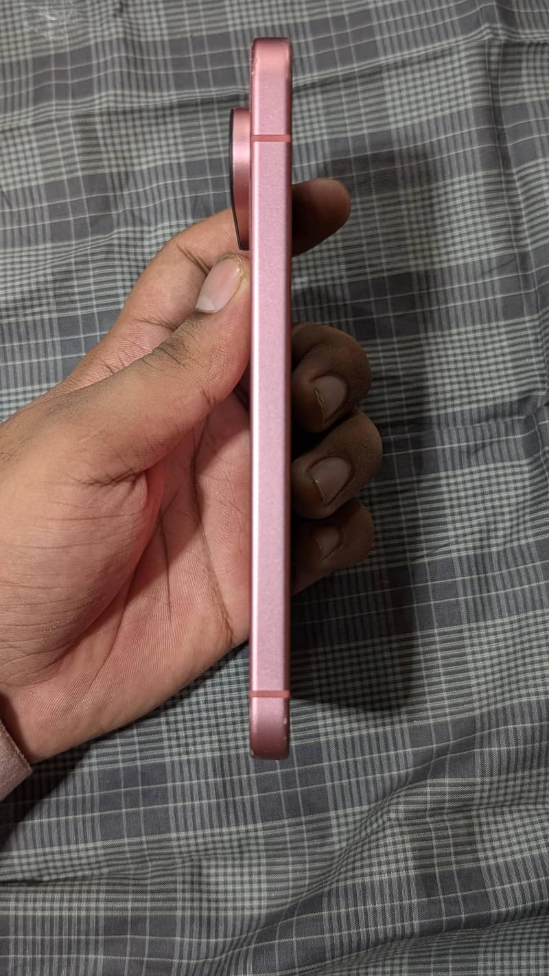 Google Pixel 9 4