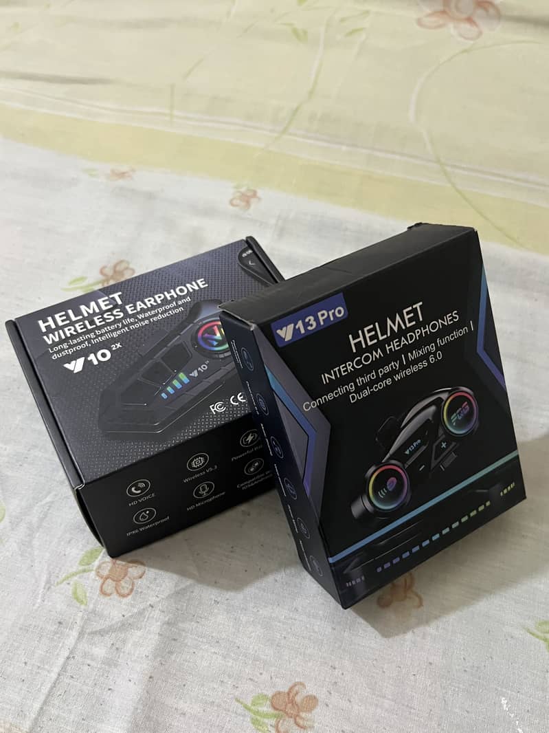 Helmet bluetooth and Intercom 0