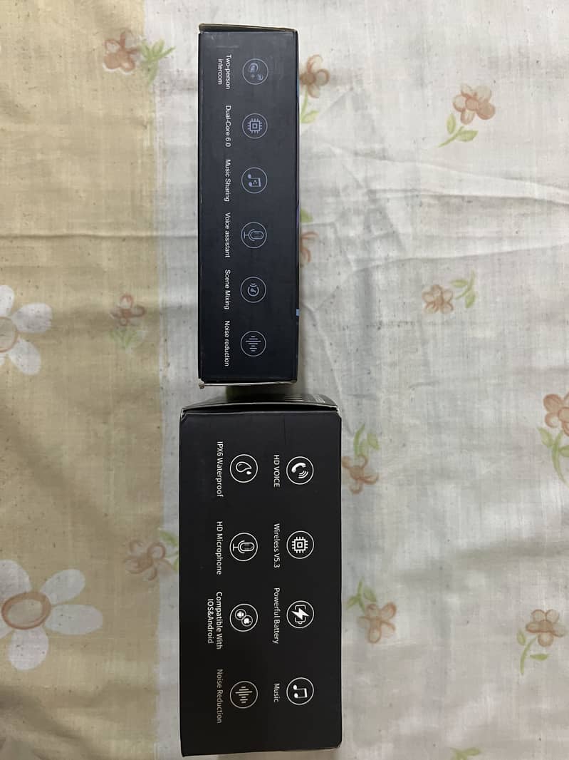 Helmet bluetooth and Intercom 4