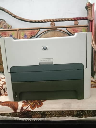 HP Laserjet 1320n Printer in 10/8 condition