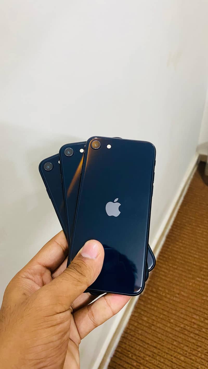 iphone se 3 0
