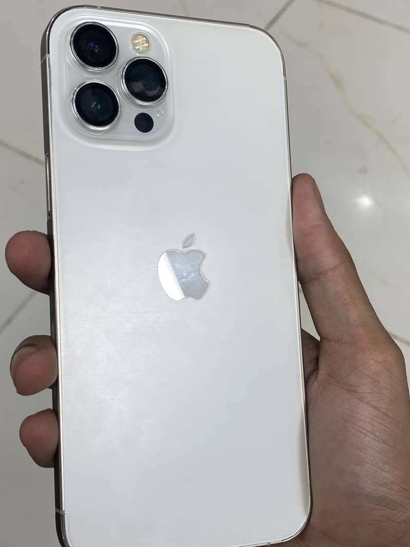 iphone 12 pro max 2