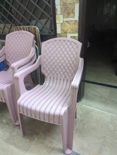 plastic 4 chairs for sale