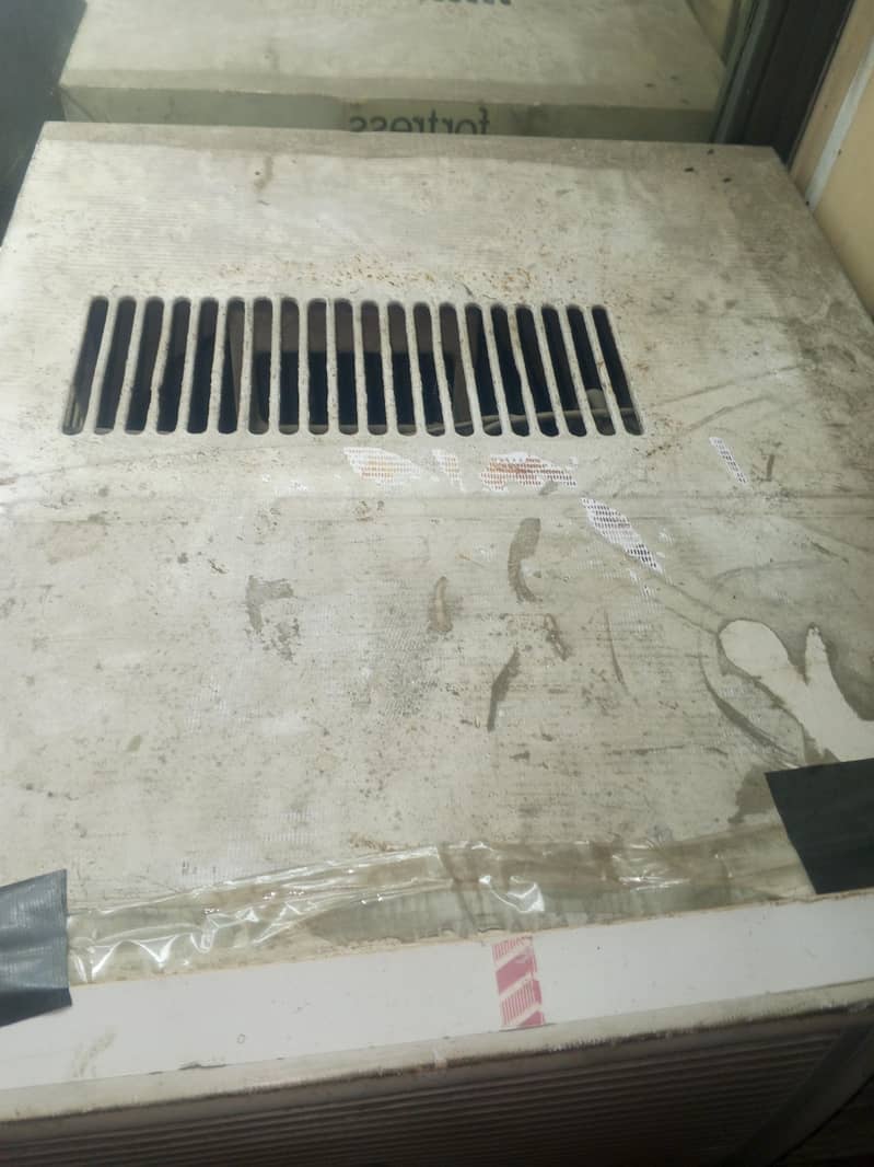 window ac 4