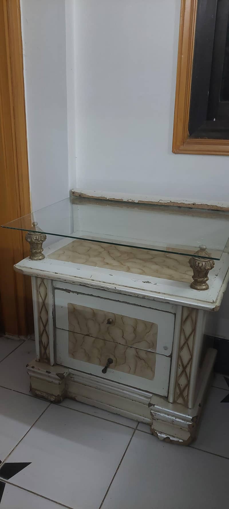 Dressing Table and Side Tables 2