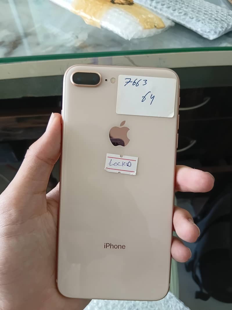 iphone 8 plus 1