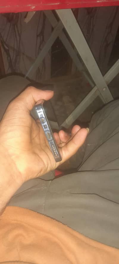 8ram 256