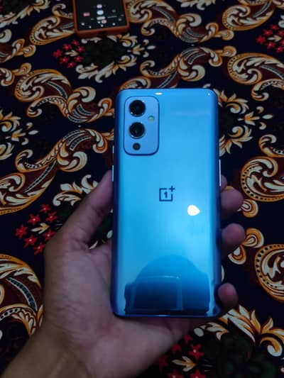 One Plus 9 8GB 128GB (Exchange possible)