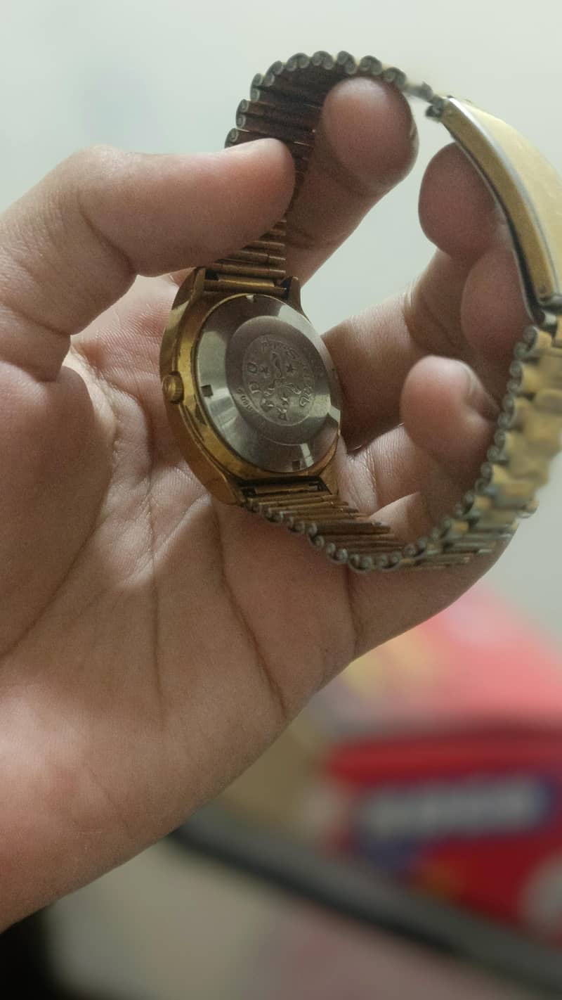 watch 2