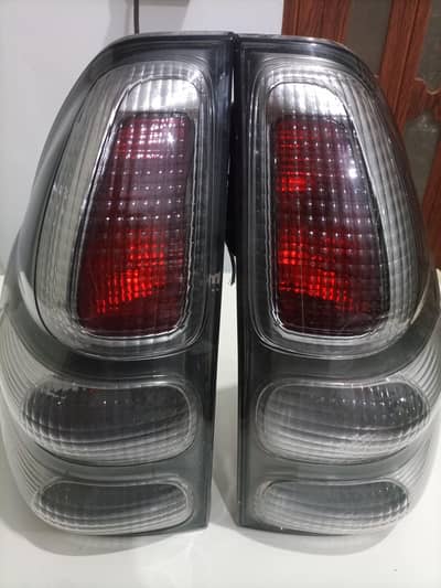 Toyota Prado 2003-08 Back Lights