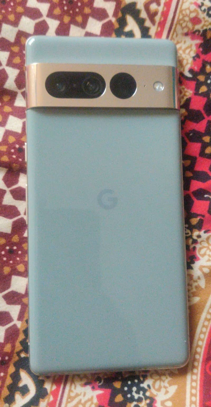 Google Pixel 7 pro 1