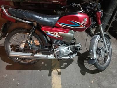 yamaha janoon model 2011