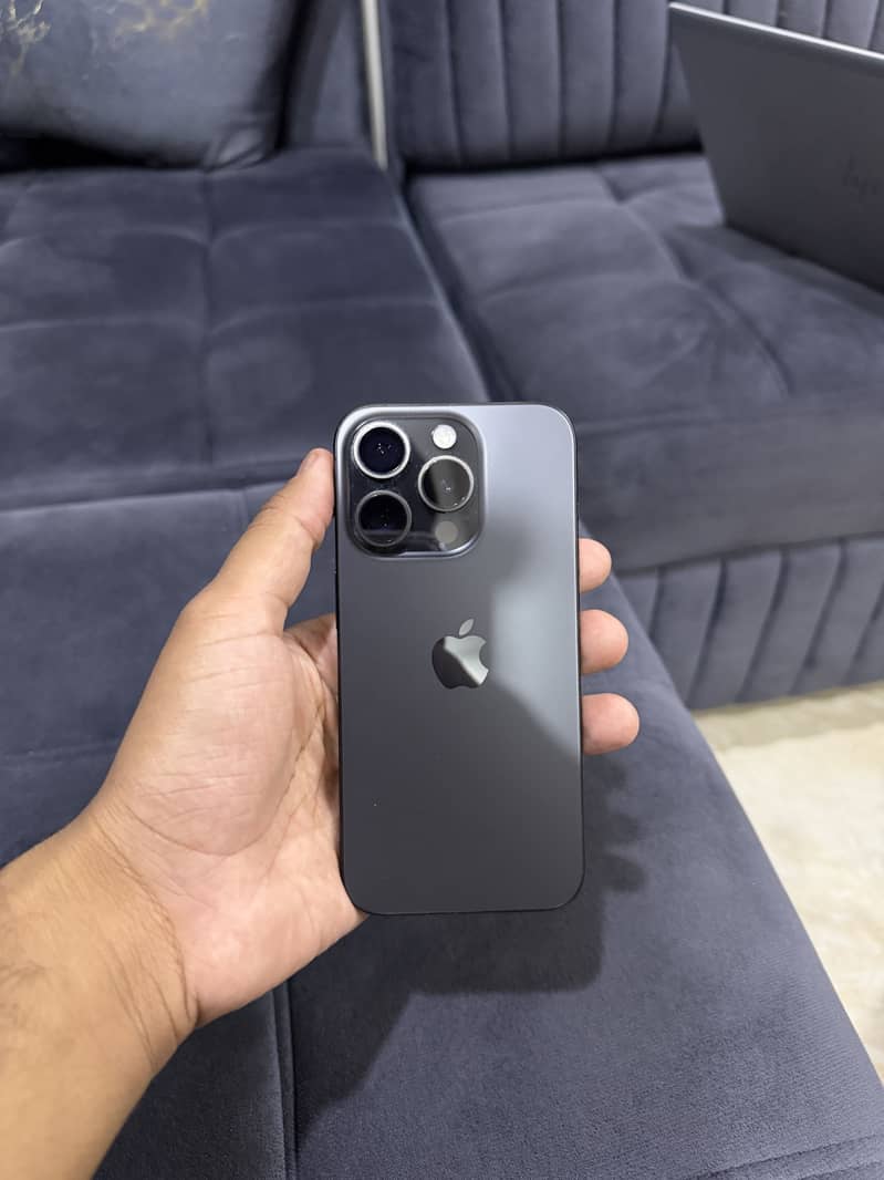 Apple iPhone 15 Pro 1