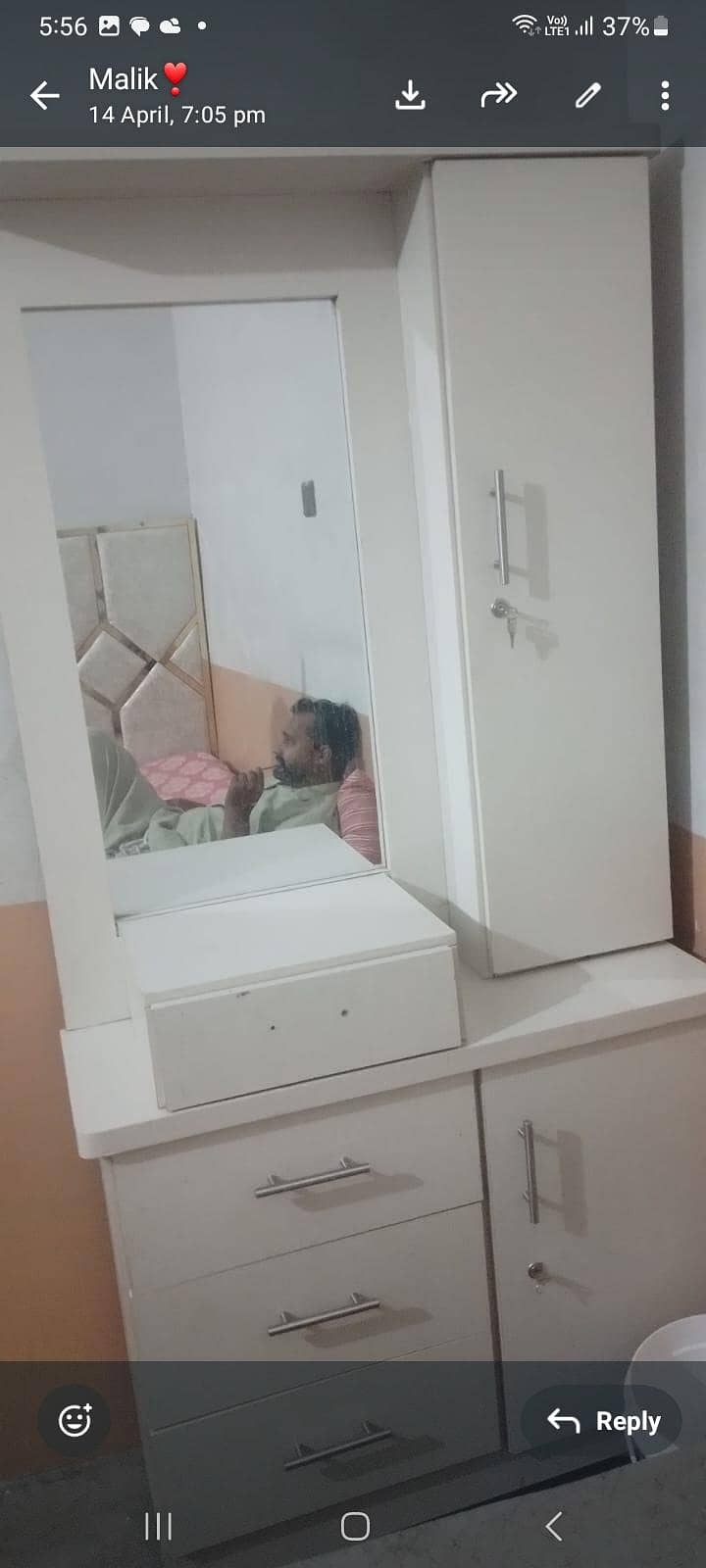 bed almari 2