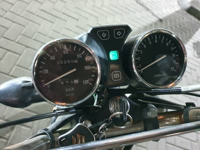 Suzuki GS 150 2023
