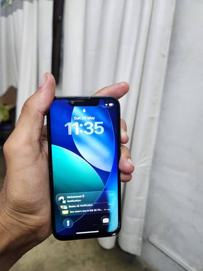 Apple iPhone 13 mini