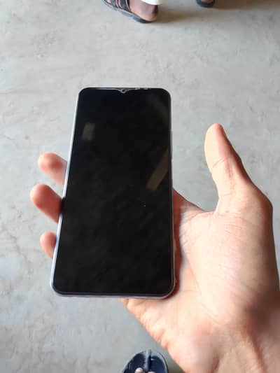 Vivo y33s 8+4 -128 storge