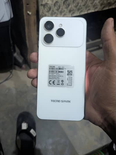 Tecno spark 40