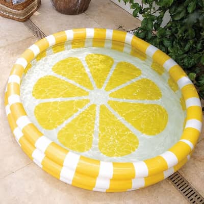 Sunny with lemon pool
