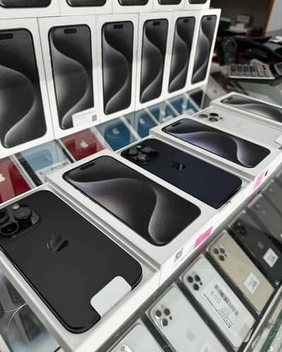 i Phone 8plus, 11,12,13,14,15 pro max on instalment Whatsap 3260768968