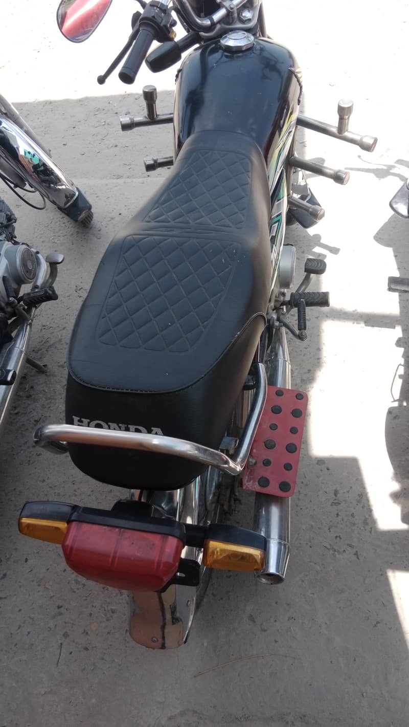 Honda 70 2023 6