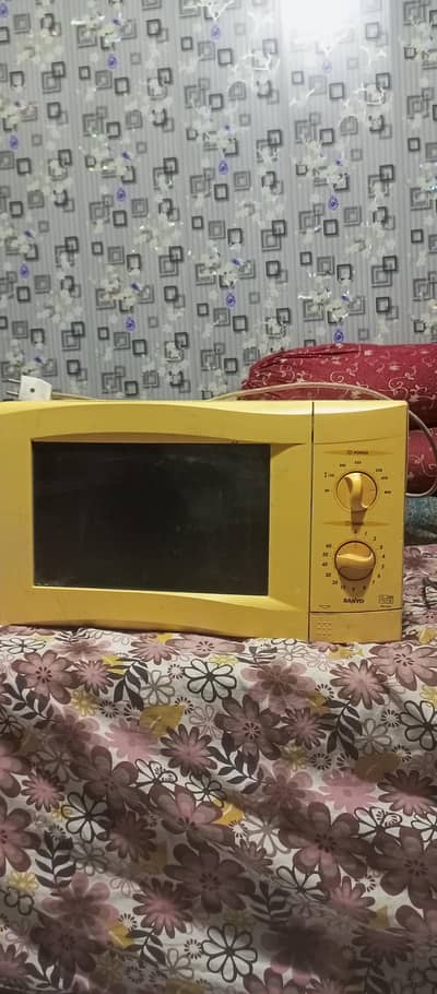 Microwave oven Sanyo company