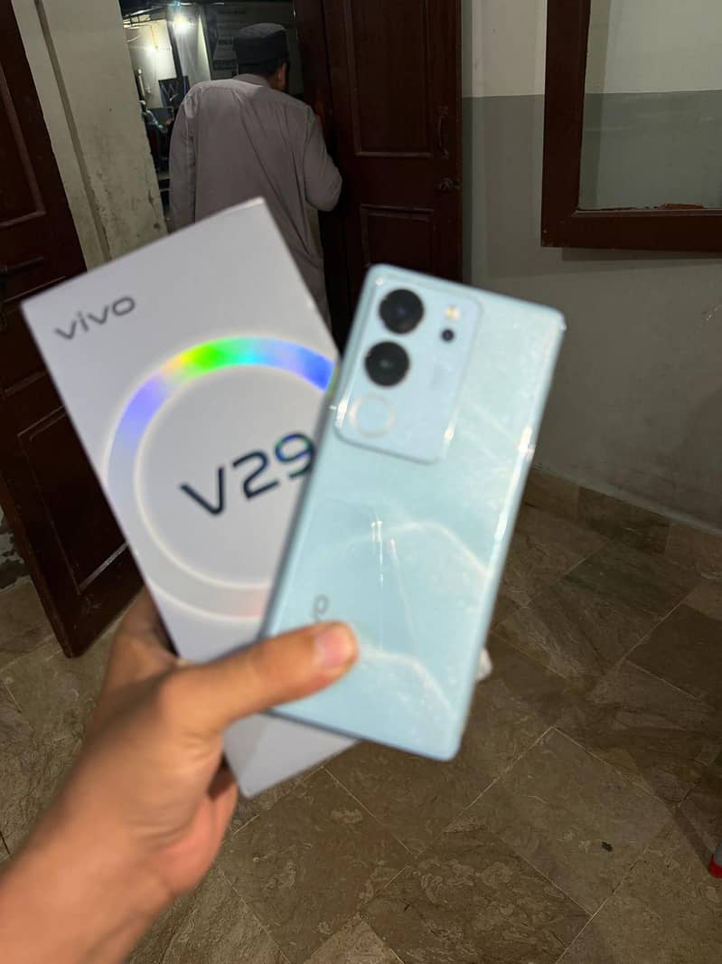 Vivo V29 3