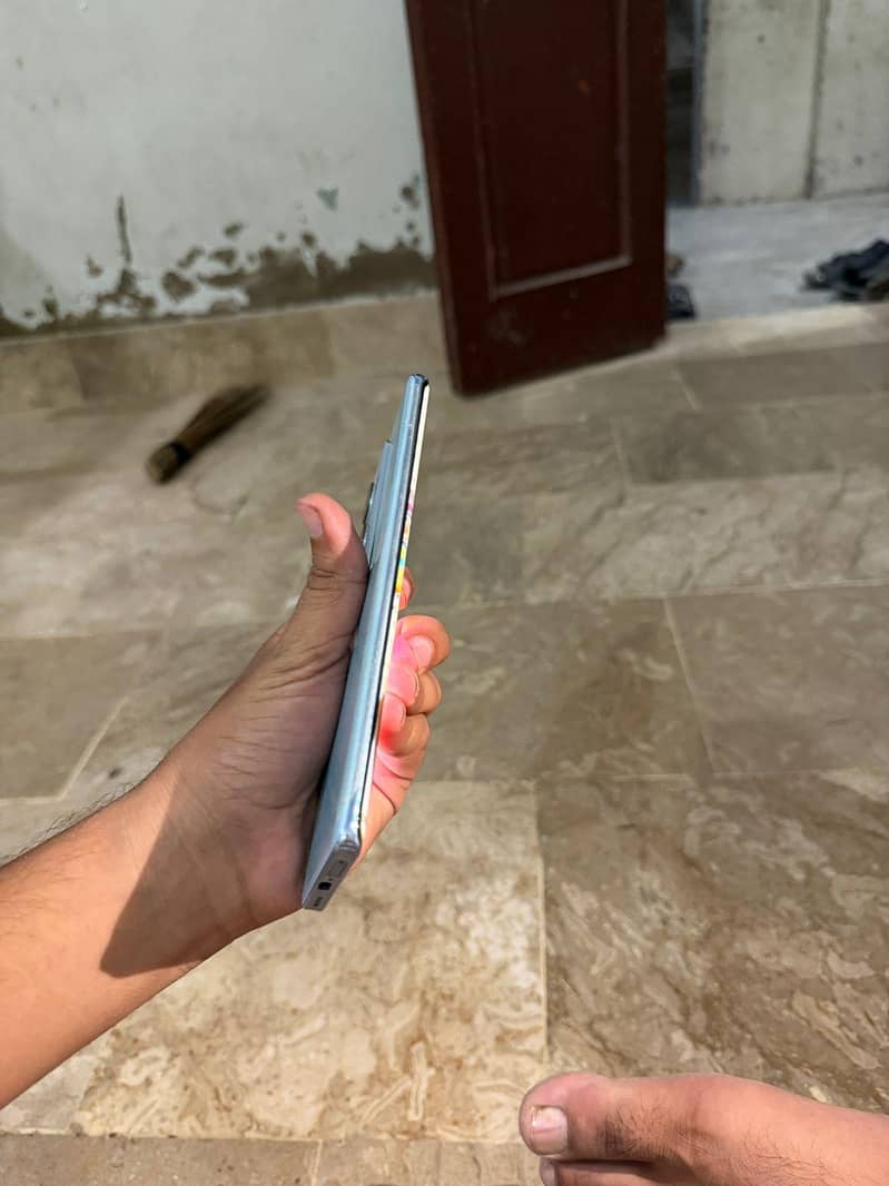 Vivo V29 7